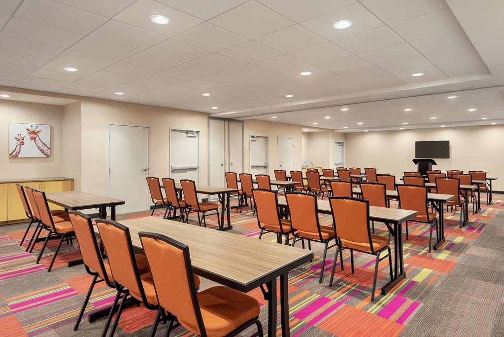 Home2 Suites By Hilton Woodbridge Potomac Mills Facilities photo